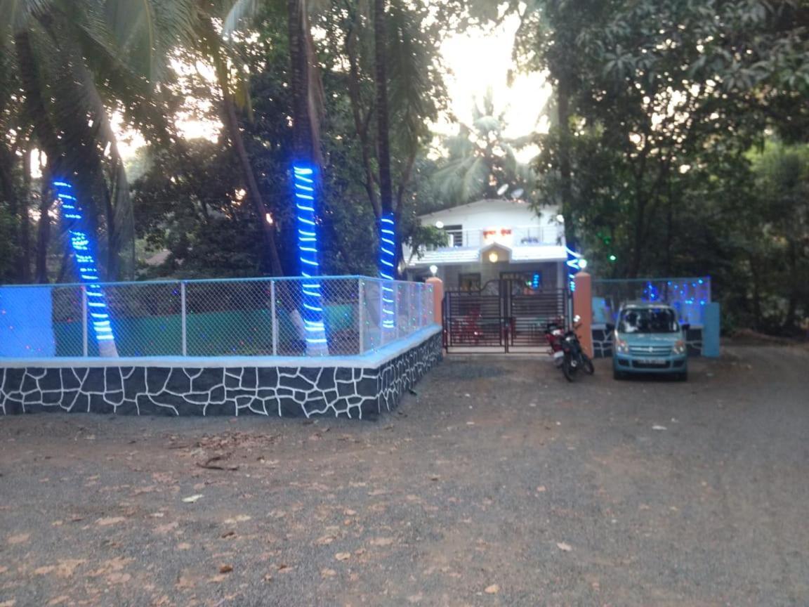 Krushna Kunj Holiday Home Alībāg Exteriör bild