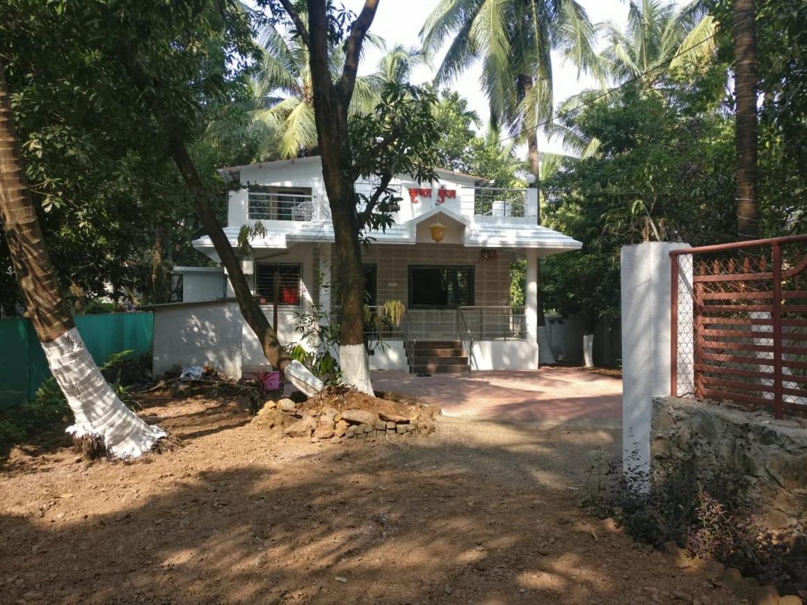 Krushna Kunj Holiday Home Alībāg Exteriör bild